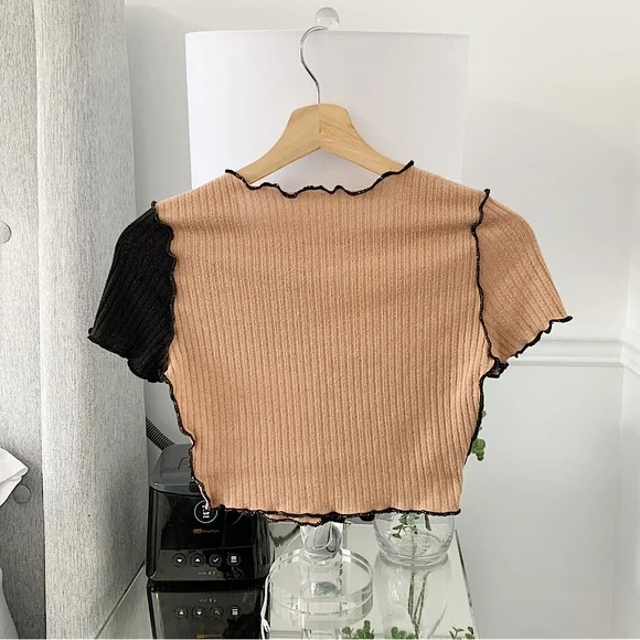 3/30$🤍 SHEIN | Lettuce trim two toned cropped tee - Picture 3 of 4